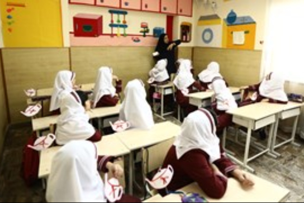 تاریخچه ساعات آموزش در ایران بررسی شود