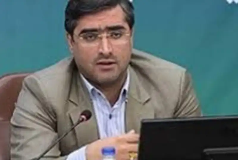 خودروسازان تا پایان سال 99 واگذار می شوند