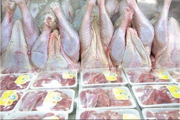 ذخایر کالاهای اساسی بالاتر از حد تکلیف‌شده است/ مشکلی در تامین مرغ و گوشت نیست