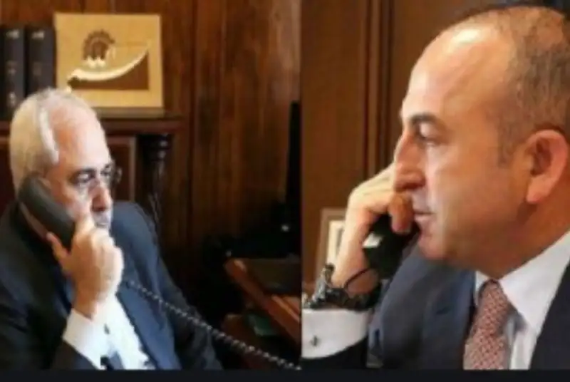 مولود چاووش اوغلو وزیر خارجه ترکیه با محمد جواد ظریف همتای ایرانی خود در خصوص پیامدهای ترور سردار قاسم سلیمانی، فرمانده نیروی قدس سپاه پاسداران انقلاب اسلامی تلفنی گفتگو کرد