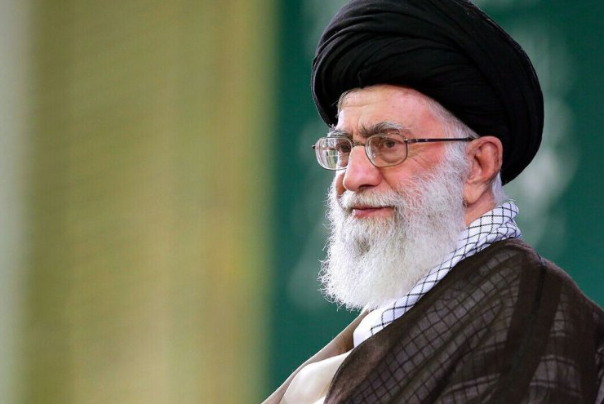 بيان قائد الثورة في مراسم تشييع الشهيد سليماني بكرمان