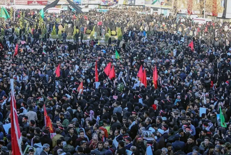 تصاویر هوایی بهت‌آور از حضور میلیونی کرمانی‌ها