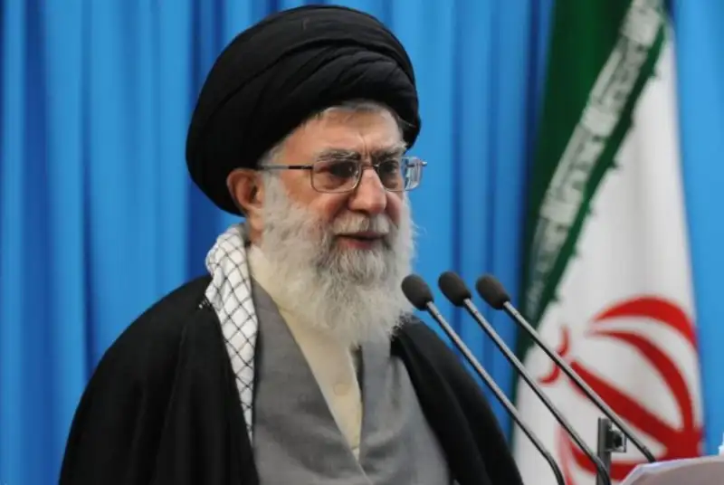 کوبیدن پایگاه‌های آمریکا از سوی سپاه «ایام الله» است