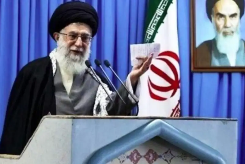 "چگونه رهبر انقلاب ترفند دوگانه جعلی دشمن را خنثی کردند؟"