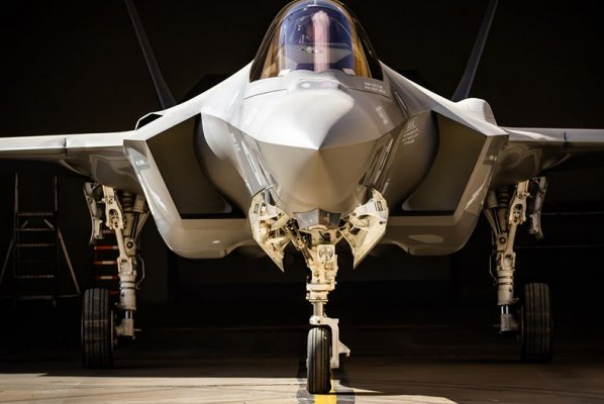 الاحتلال الاسرائيلي يُدخل طائرات F-35 للخدمة