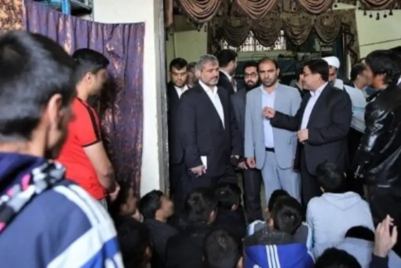 بازدید دادستان تهران از زندان تهران بزرگ/ دستور آزادی 170 زندانی
