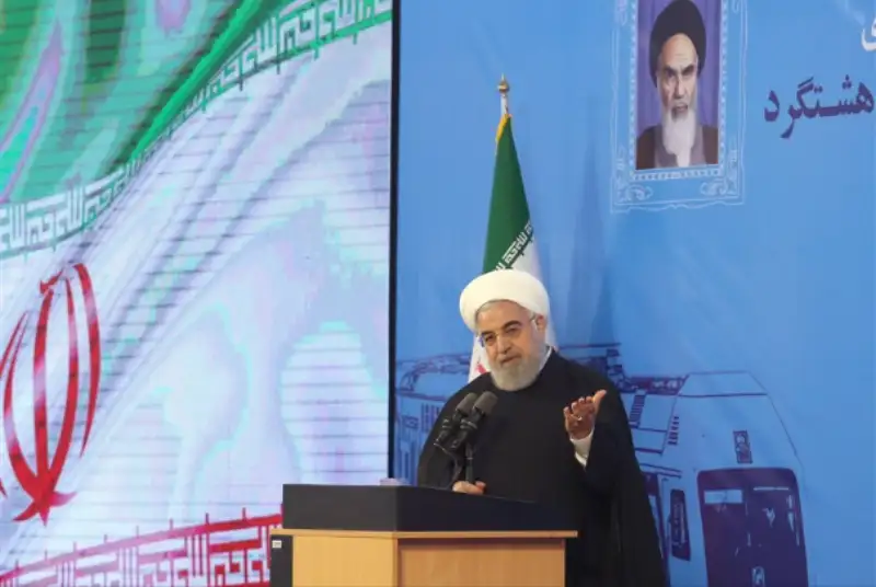 رئیس جمهور: در سال 97 و 98 اگر توطئه آمریکا نبود درآمد نفت ایران‌ 100 میلیارد دلار بیشتر بود