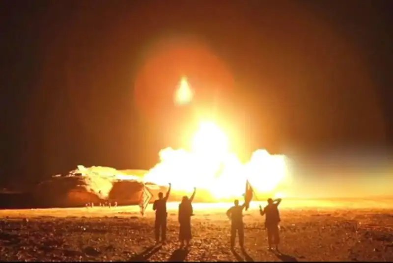 کشته شدن 30 شبه‌نظامی در حمله موشکی یمن به مأرب