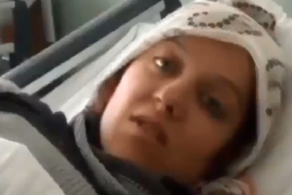 لاجئ سوري ينقذ تركية من تحت أنقاض زلزال ألازيع شرقي تركيا