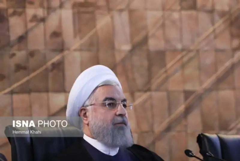 بهره‌برداری از طرح‌های صنعت آب و برق استان تهران با دستور روحانی