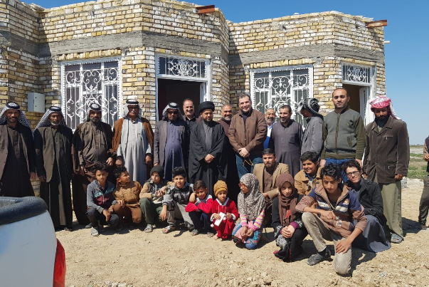 لواء انصار المرجعية في المثنى يبني أكثر من 45 دار سكن بتمويل وإشراف معتمد المرجع السيستاني