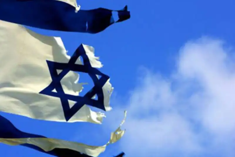 صهیونیست‌ها آزمایش موشکی انجام دادند