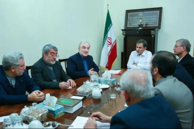 استانداران و فرمانداران برای پیشگیری از ورود ویروس کرونا به کشور در آماده‌باش کامل باشند