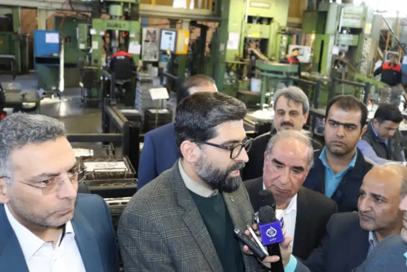 مدیرعامل ایران خودرو: تا خرداد 99 همه متقاضیان محصول خود را دریافت می کنند