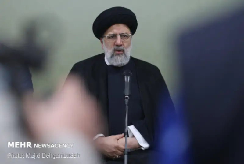 خودروهای رسوب شده در گمرک‌ها ظرف 3 ماه تعیین تکلیف شوند