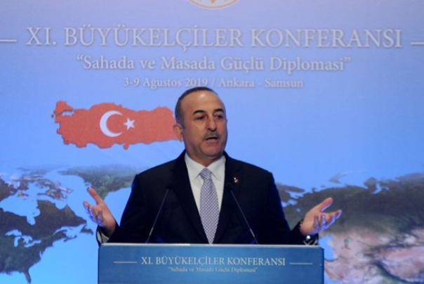 چاووش‌اوغلو: عملیات ارتش سوریه در ادلب را متوقف می‌کنیم