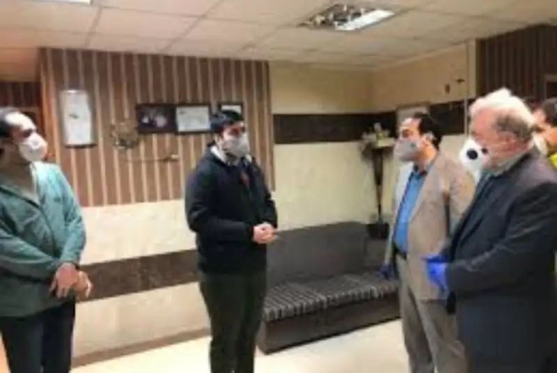 بازدید وزیر بهداشت از محل قرنطینه دانشجویان بازگشته از چین