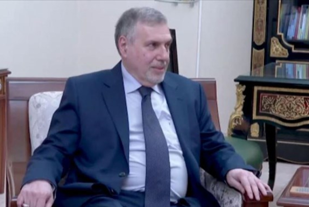 نشست قریب‌الوقوع «علاوی» و تظاهرات‌کنندگان عراقی