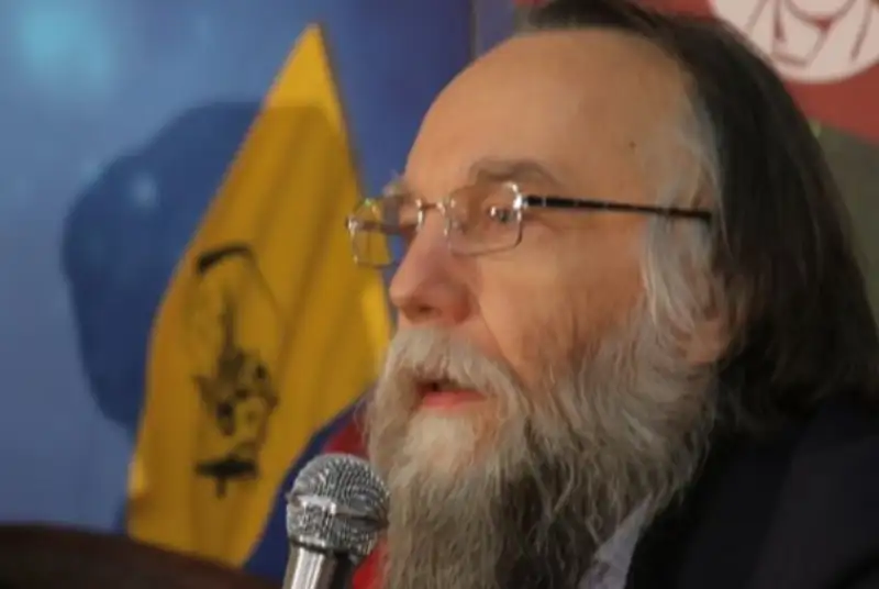 مشاور پوتین: هیچکس در طراز ژنرال سلیمانی نیست که بتوان از او انتقام گرفت