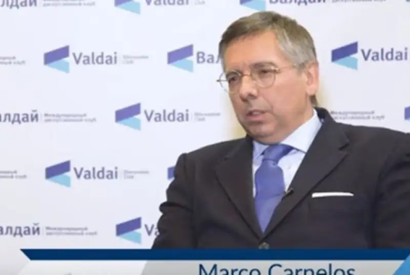 دیپلمات ایتالیایی: غرب با گذشت چهل سال نتوانسته انقلاب ایران را از بین ببرد