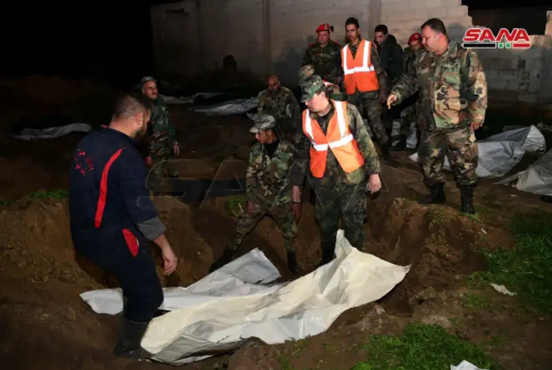 کشف گور دسته جمعی در نزدیک دمشق با 70 جنازه