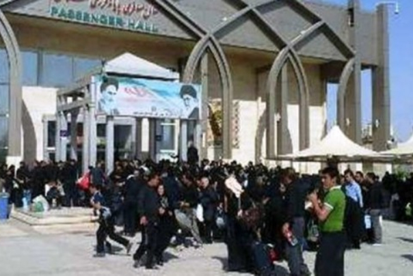 مرز مهران برای تردد زوار باز شد