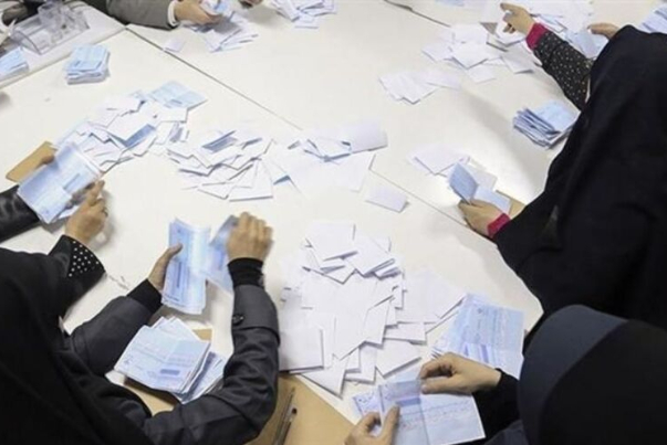بدء عملية فرز الاصوات للانتخابات في ايران