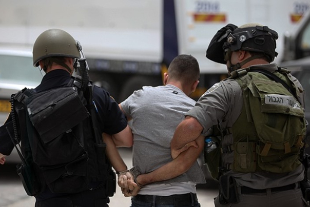 فلسطين.. اعتقالات ومداهمات بالضفة والاحتلال يبلغ عن 3 شهداء بغزة