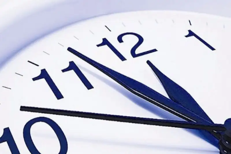 کاهش ساعت کاری ادارات تهران تا 13 پا برجاست