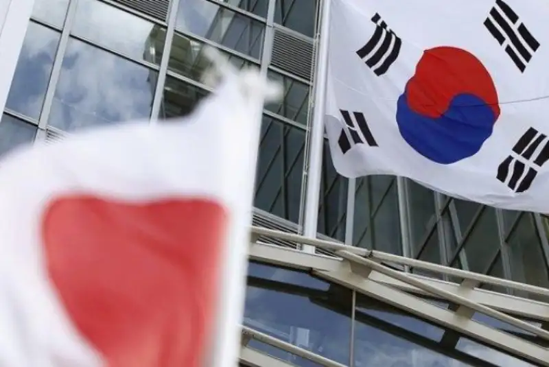 «کرونا» عامل تنش میان ژاپن و کره‌جنوبی