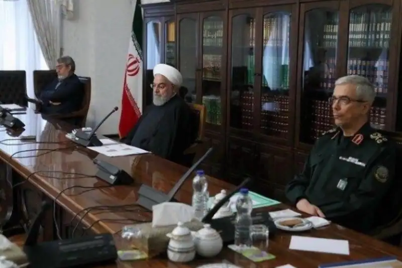 جلسه ستاد ملی مبارزه با کرونا به ریاست روحانی برگزار شد