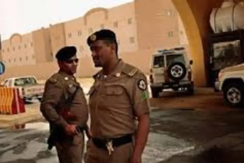 عربستان سعودی برای مقابله با کرونا، استان «قطیف» را قرنطینه کرد