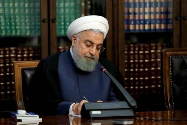 روحاني: الكوادر الطبية في الخط الامامي لمكافحة فيروس كورونا