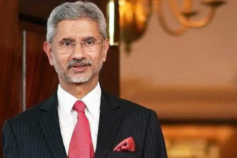 قدردانی وزیر خارجه هند از کمک ایران برای بازگشتن زائران هندی