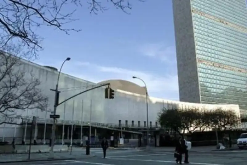 مقامات نیویورک: تهدید کرونا تا آخر سپتامبر در این شهر ادامه دارد