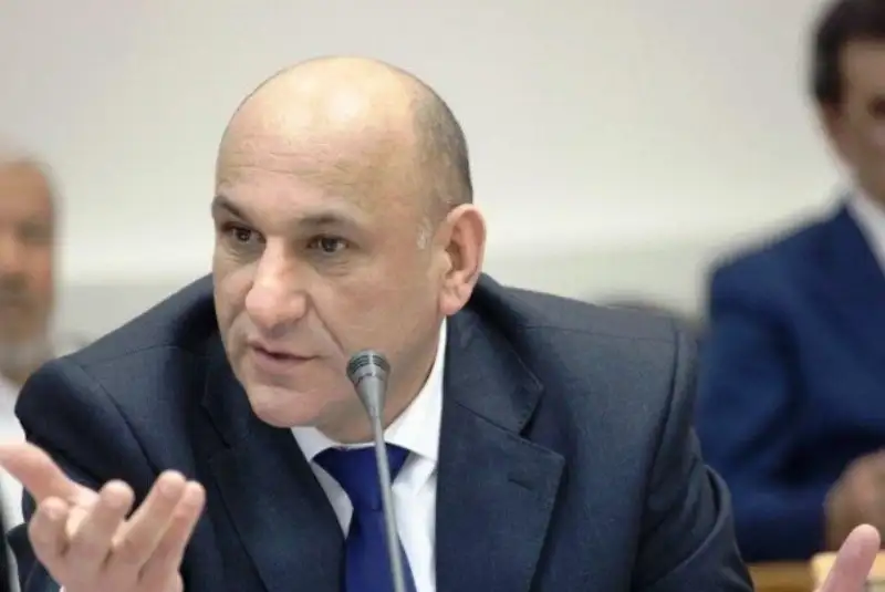 توصیه مقام روس به مردم ایران: با آرامش بر کرونا غلبه کنید