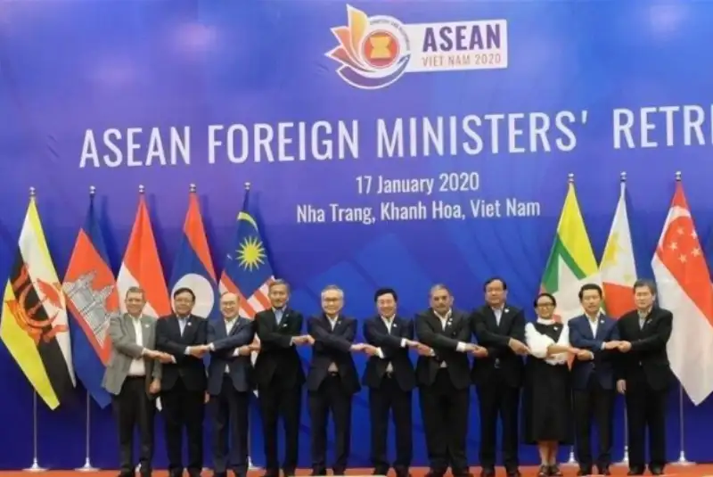 نشست آسه‌آن به علت کرونا به تعویق افتاد