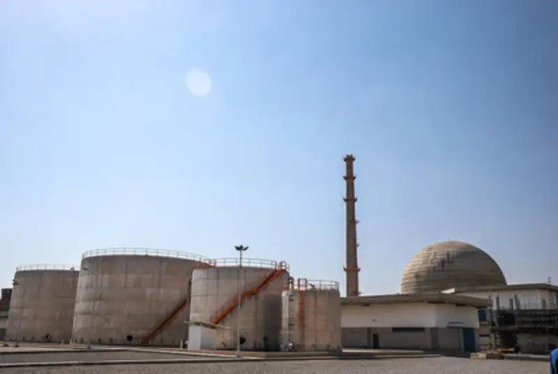 تولید آب سنگین در کارخانه اراک در ایام نوروز