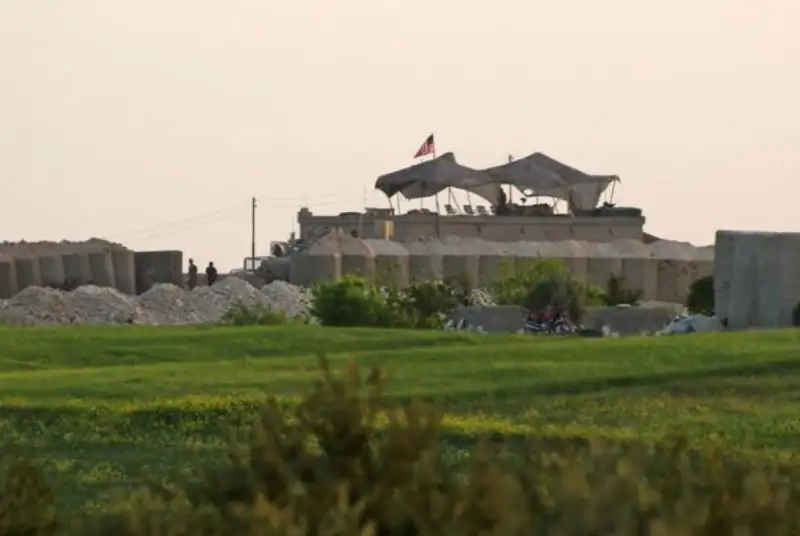 تلاش آمریکا برای انتقال نیروهایش به پایگاهی جدید در غرب عراق