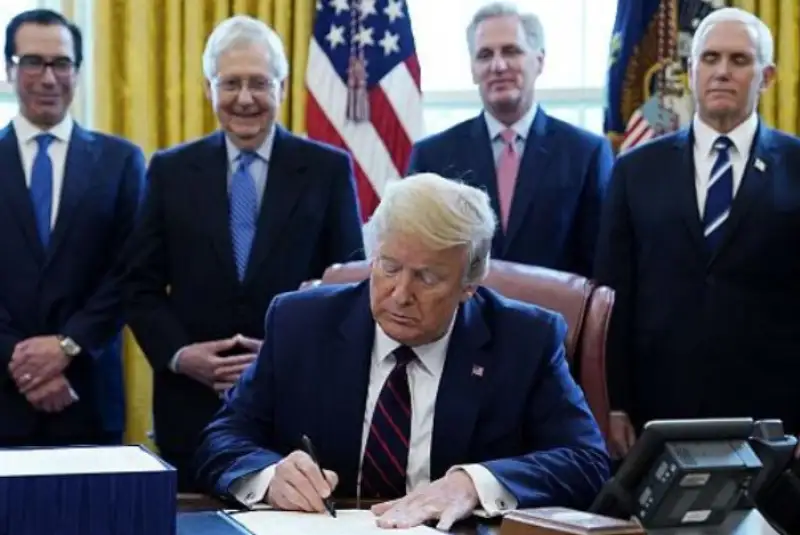 «پنهان‌کاری» جزء لاینفک حکمرانی در آمریکا