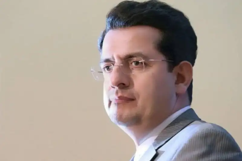 موسوی: درخواست بازگشت دانشجویان ایرانی در ایتالیا در دست پیگیری است