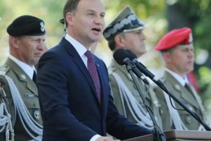 احتمال رای گیری پستی برای انتخابات ریاست‌جمهوری لهستان