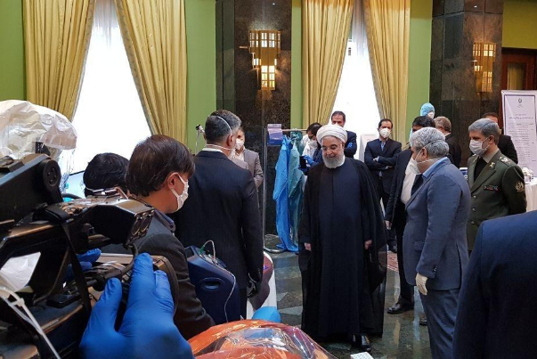 بازدید رییس جمهور از نمایشگاه دستاوردهای شرکتهای دانش بنیان فعال در حوزه پیشگیری تشخیص و مقابله با کرونا