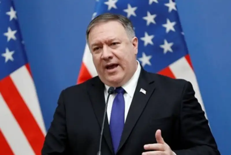 پمپئو: کرونا نشان داد نباید از «هوآوی» استفاده کنیم!