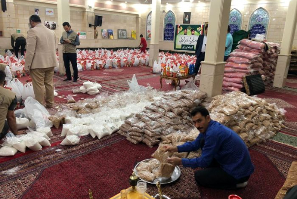 توزیع 10 هزار بسته معیشتی به آسیب دیدگان ناشی از شیوع کرونا در خوزستان