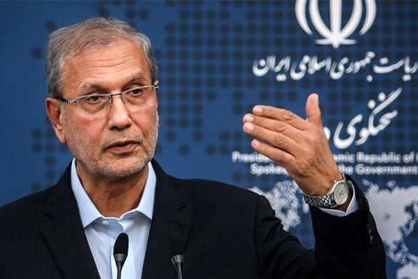 رفع موانع تولید و اشتغال را با همکاری مجلس دنبال می‌کنیم