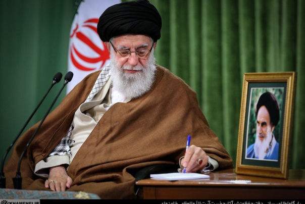 حضرت آیت‌الله خامنه‌ای: زنان شهید، جانباز و آزاده از برترین قله‌های افتخارات انقلاب هستند