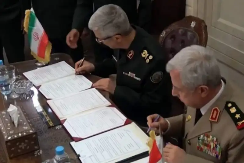 فیلم/ از توافقنامه دفاعی ایران و سوریه چه میدانید؟