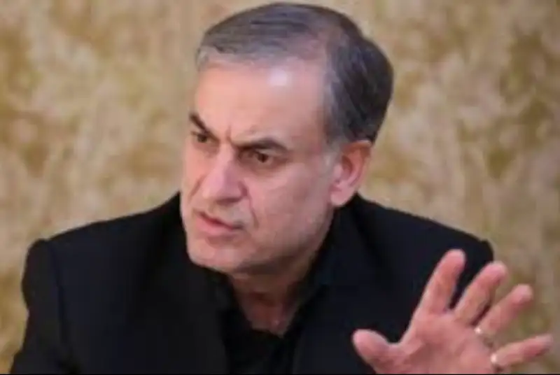 هرگز نگفتم جزایر ایرانی به چینی‌ها واگذار شده است/با شهامت می‌گویم خلط کلامی بود