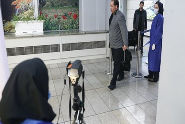 ايران: على القادمين من العراق اثبات سلامتهم من كورونا